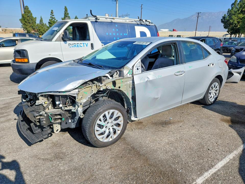55903876 :رقم المزاد ، 5YFBURHE0KP894379 vin ، 2019 Toyota Corolla مزاد بيع