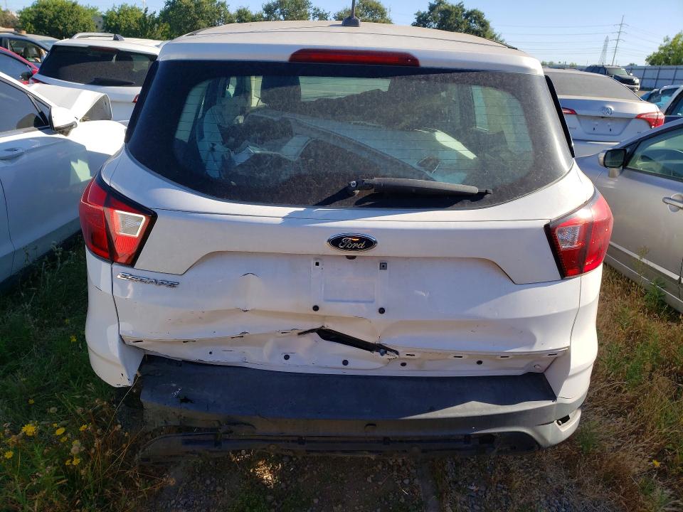 56376206 :رقم المزاد ، 1FMCU0F76KUA63696 vin ، 2019 Ford Escape مزاد بيع