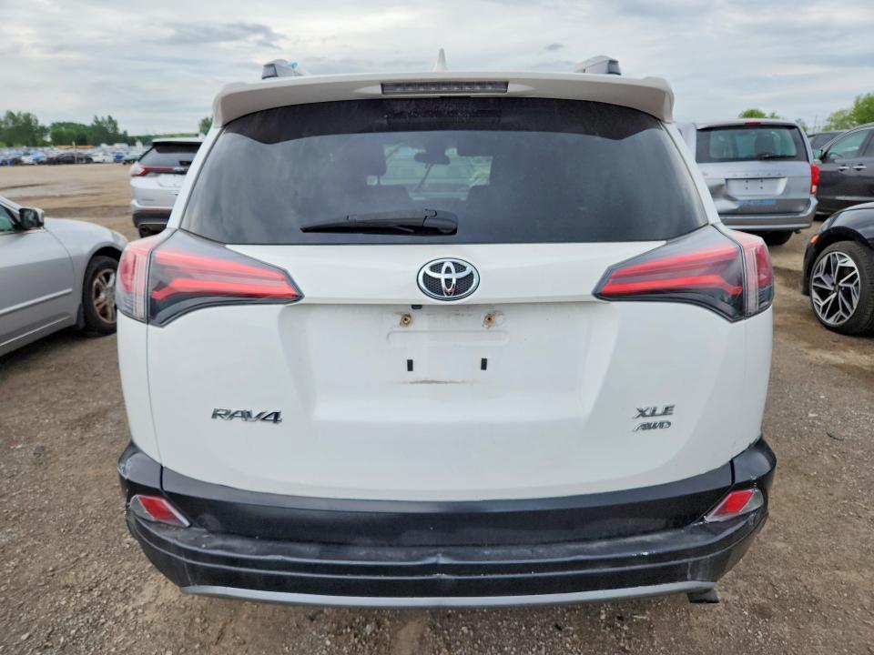 57710186 :رقم المزاد ، 2T3RFREV9HW654520 vin ، 2017 Toyota Rav4 مزاد بيع