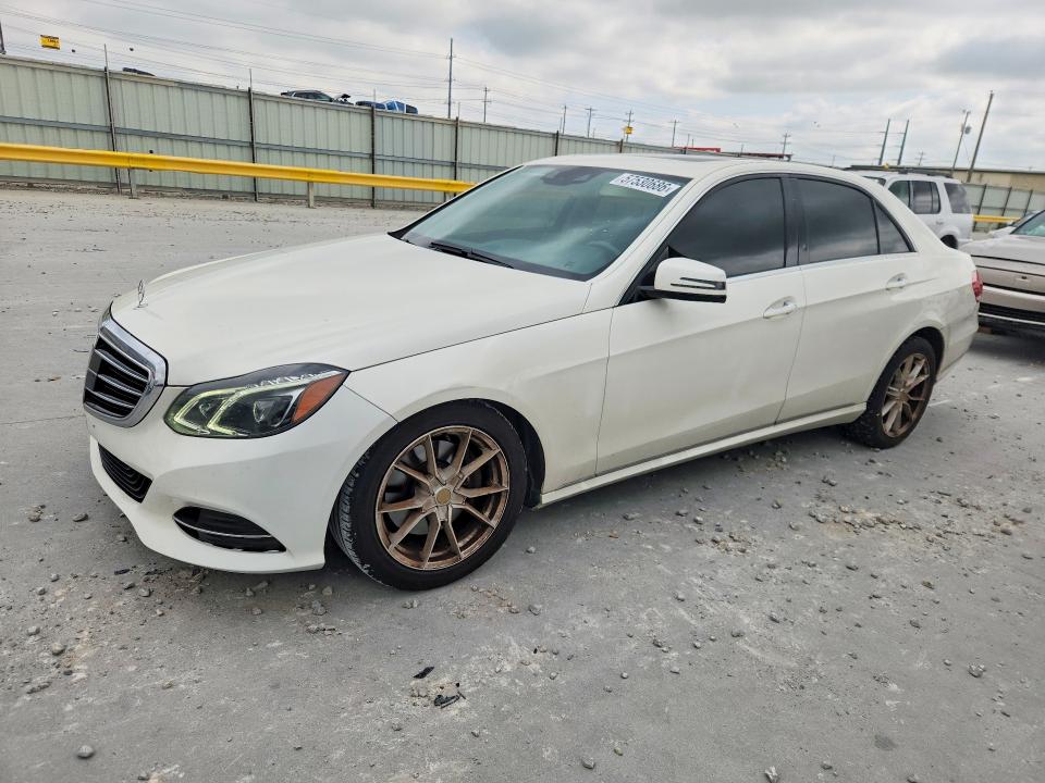 2015 Mercedes-benz E მანქანა იყიდება აუქციონზე, vin: WDDHF5KB3FB141404, აუქციონის ნომერი: 57530686