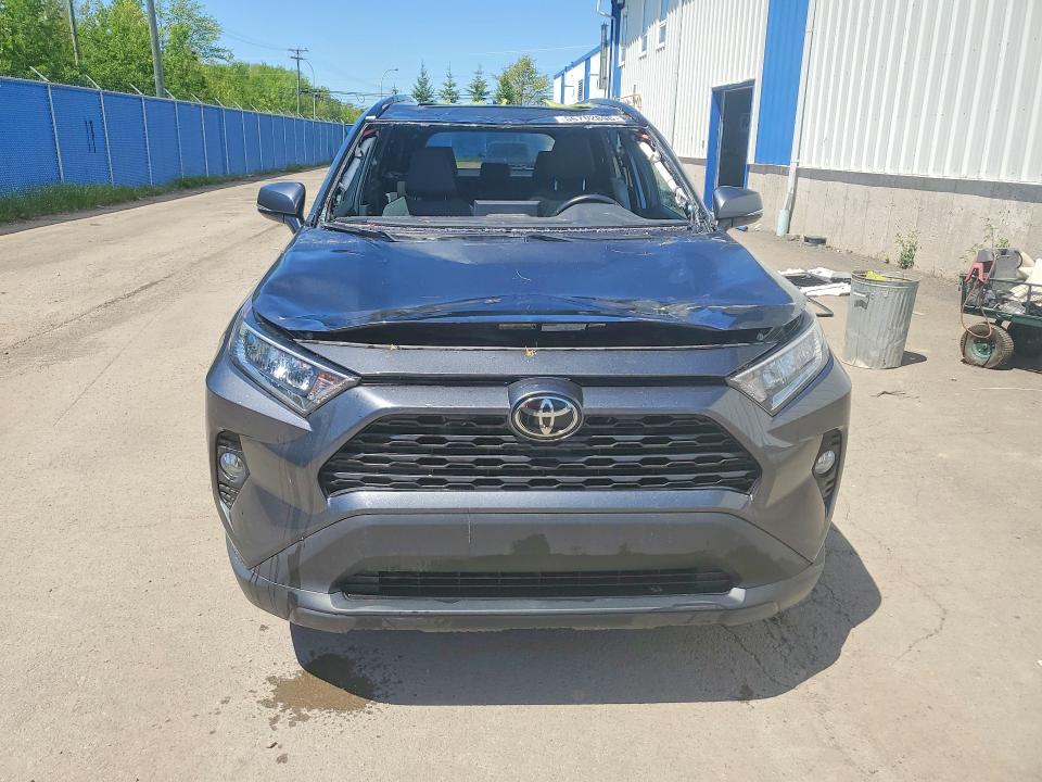 55702896 :رقم المزاد ، 2T3R1RFV9MC202365 vin ، 2021 Toyota Rav4 مزاد بيع