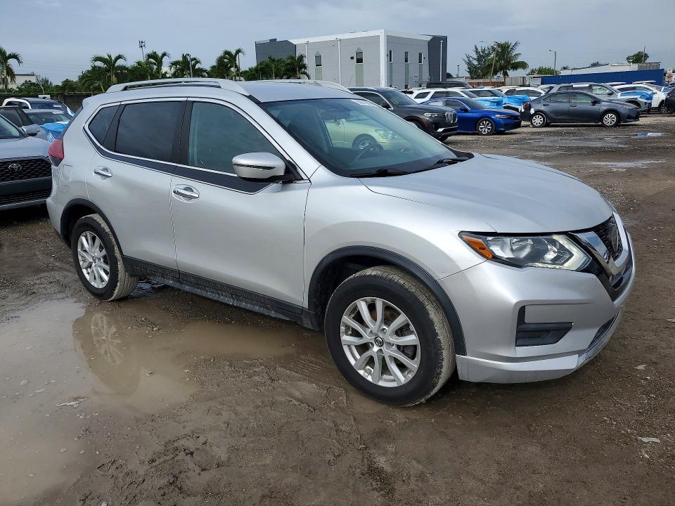 2018 Nissan Rogue მანქანა იყიდება აუქციონზე, vin: 5N1AT2MV0JC711318, აუქციონის ნომერი: 56070696