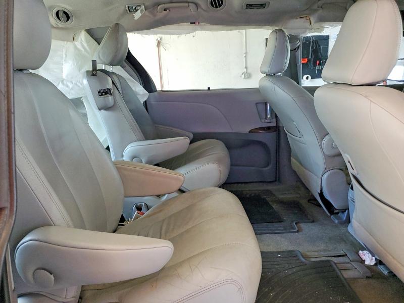 2014 Toyota Sienna მანქანა იყიდება აუქციონზე, vin: 5TDYK3DC8ES473121, აუქციონის ნომერი: 57533006