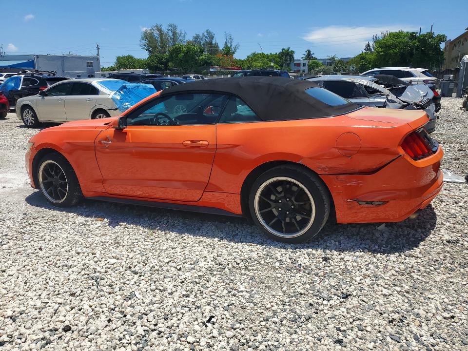 58532136 :رقم المزاد ، 1FATP8EM6F5401010 vin ، 2015 Ford Mustang مزاد بيع