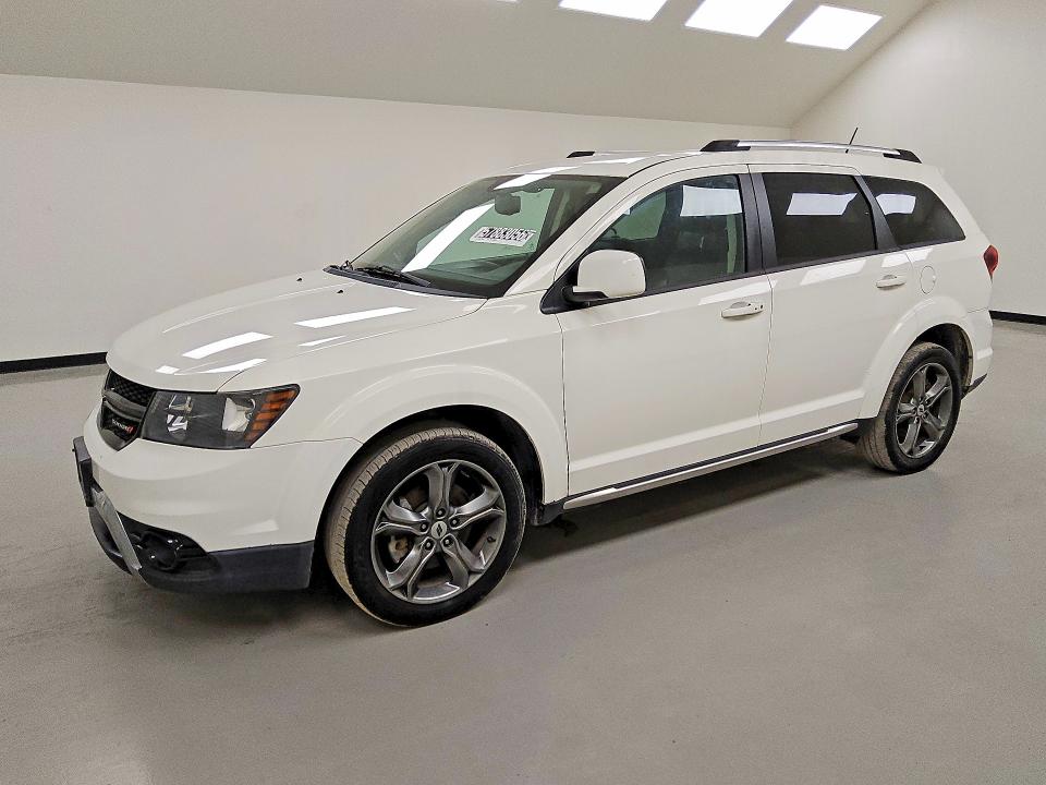 57883056 :رقم المزاد ، 3C4PDCGB5JT145406 vin ، 2018 Dodge Journey مزاد بيع