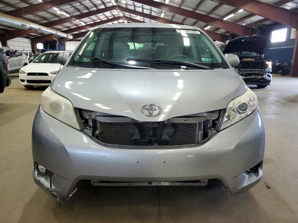 Продажа на аукционе авто 2012 Toyota Sienna, vin: 5TDKK3DC0CS240935, номер лота: 58160126
