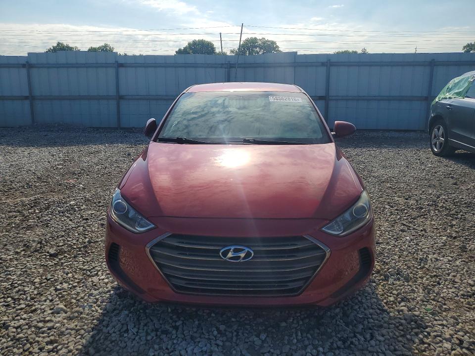 58562816 :رقم المزاد ، 5NPD84LF1HH105601 vin ، 2017 Hyundai Elantra مزاد بيع