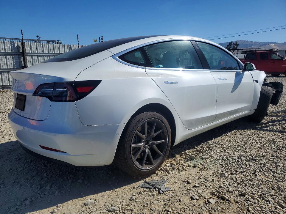 Продажа на аукционе авто 2020 Tesla Model 3, vin: 5YJ3E1EAXLF599095, номер лота: 57260756