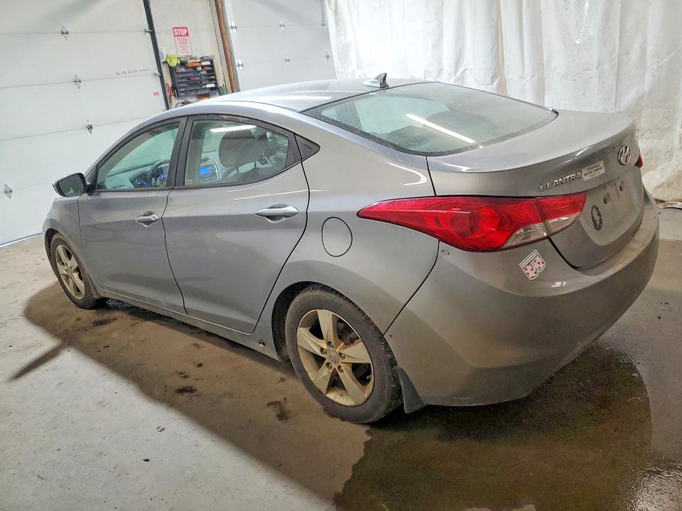 2013 Hyundai Elantra მანქანა იყიდება აუქციონზე, vin: KMHDH4AE8DU888647, აუქციონის ნომერი: 55919126