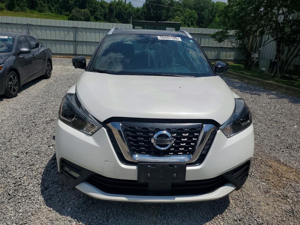 2020 Nissan Kicks მანქანა იყიდება აუქციონზე, vin: 3N1CP5DVXLL579648, აუქციონის ნომერი: 55437126
