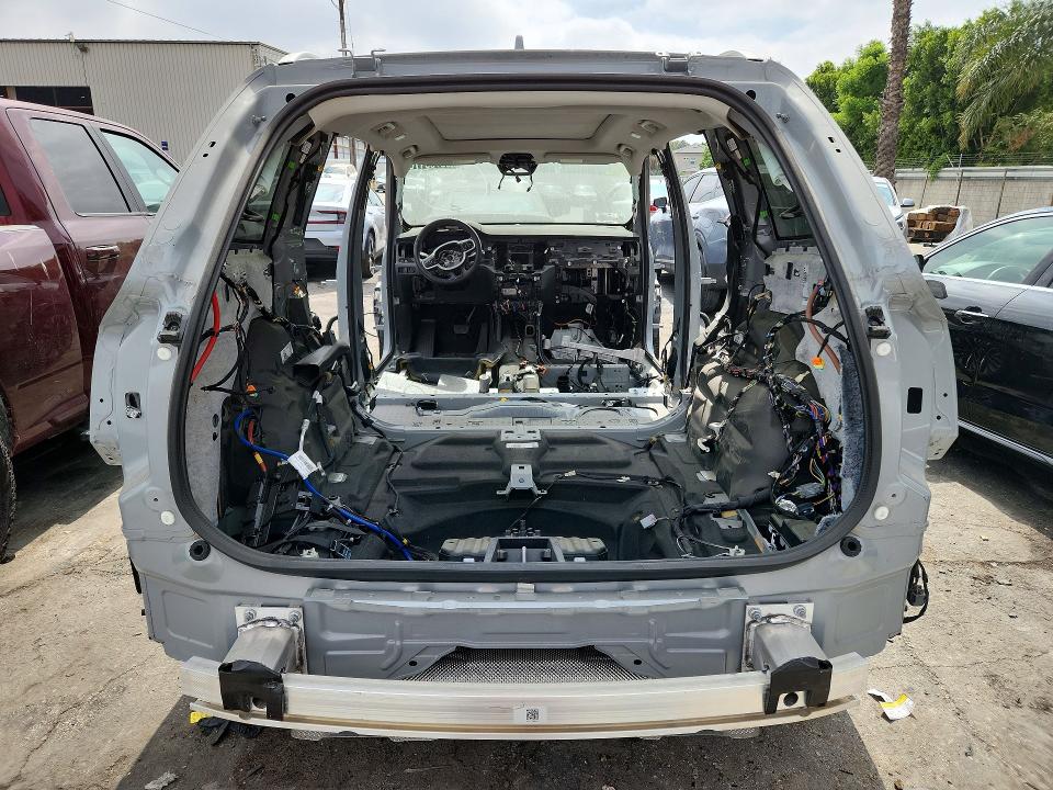 56760176 :رقم المزاد ، YV4062PG0S1370677 vin ، 2025 Volvo Xc90 مزاد بيع