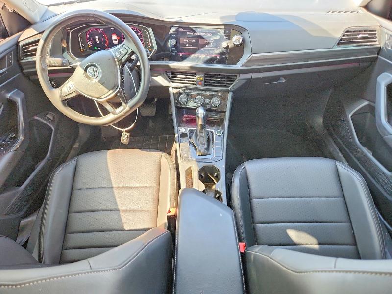 56988816 :رقم المزاد ، 3VWE57BU7MM033318 vin ، 2021 Volkswagen Jetta مزاد بيع