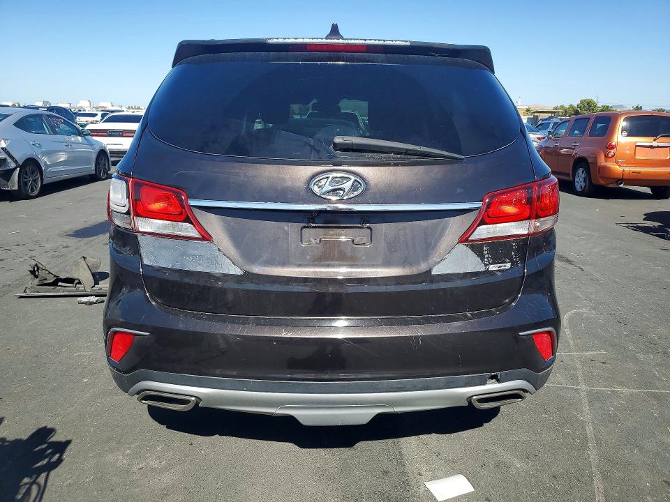 Auction sale of the 2018 Hyundai Santa Fe, vin: KM8SM4HFXJU272056, lot number: 55621946