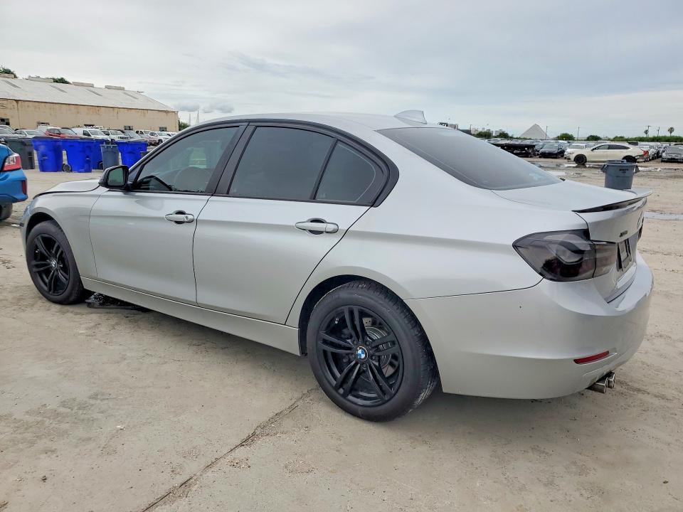 2013 Bmw 328 მანქანა იყიდება აუქციონზე, vin: WBA3B5G51DNS04933, აუქციონის ნომერი: 56064156