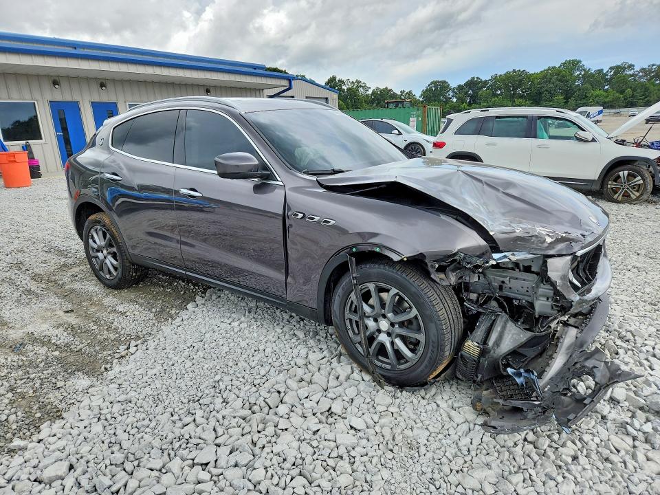 Продажа на аукционе авто 2018 Maserati Levante, vin: ZN661XUAXJX297241, номер лота: 58097836