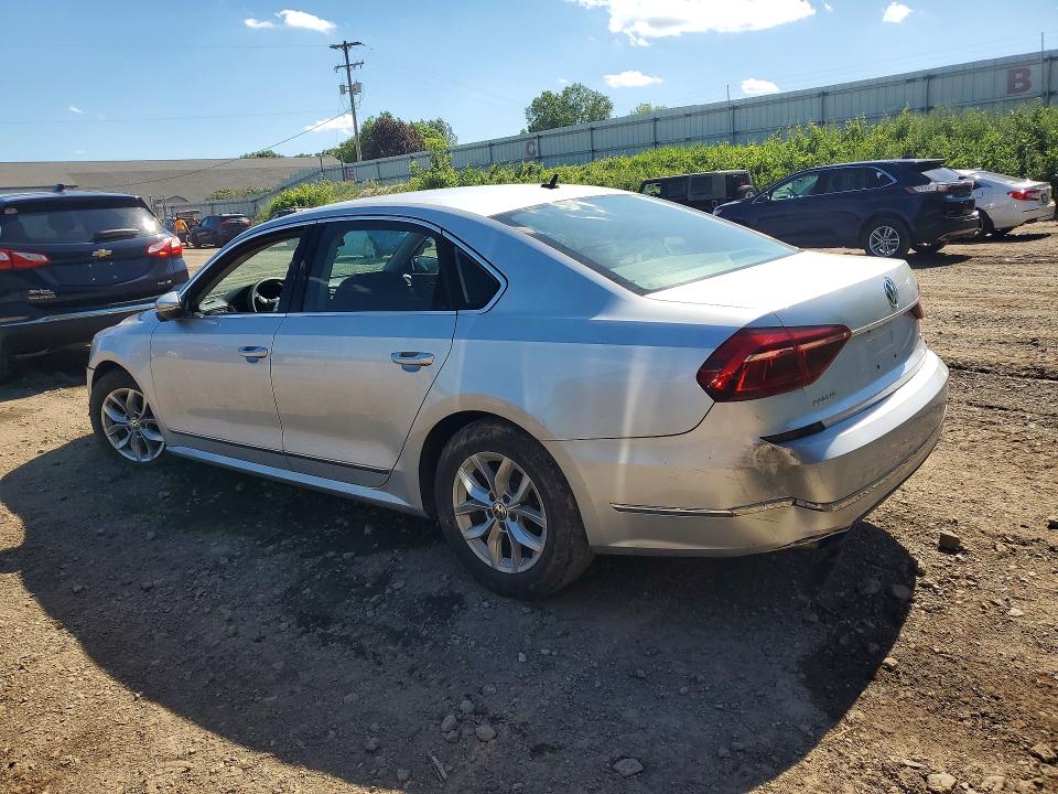 57118516 :رقم المزاد ، 1VWAT7A32HC057854 vin ، 2017 Volkswagen Passat مزاد بيع