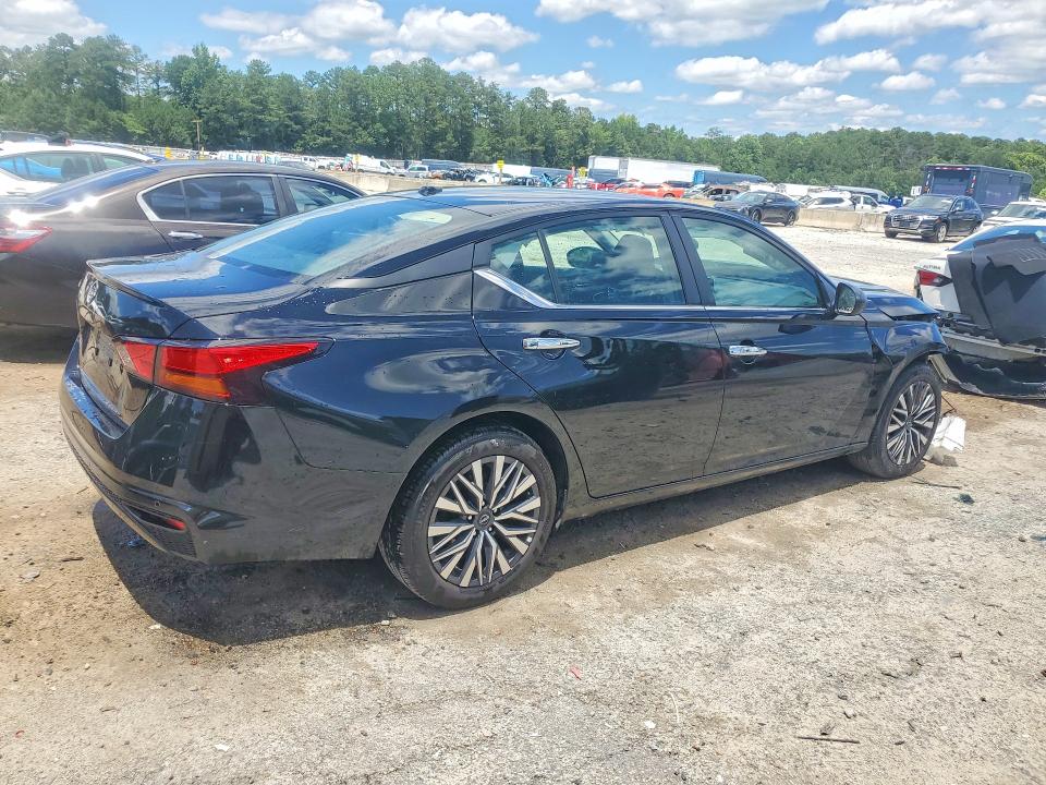 58620306 :رقم المزاد ، 1N4BL4DV1SN355431 vin ، 2025 Nissan Altima مزاد بيع