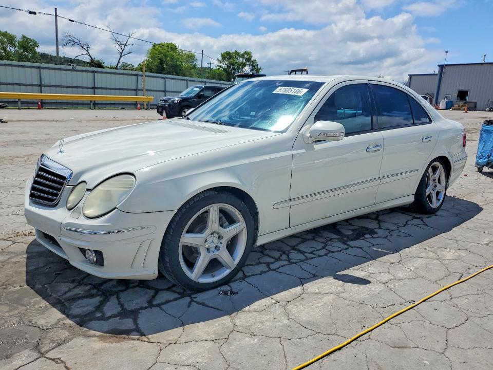57905106 :رقم المزاد ، WDBUF72X19B377343 vin ، 2009 Mercedes-benz E مزاد بيع