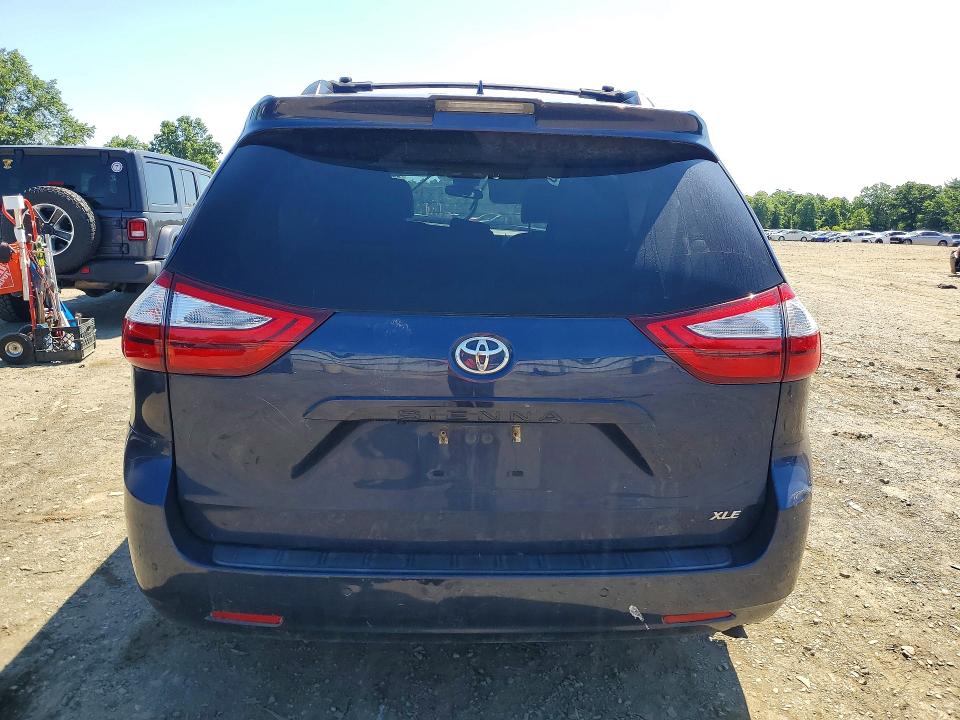 Продаж на аукціоні авто 2019 Toyota Sienna, vin: 5TDYZ3DC3KS016501, номер лоту: 53921446