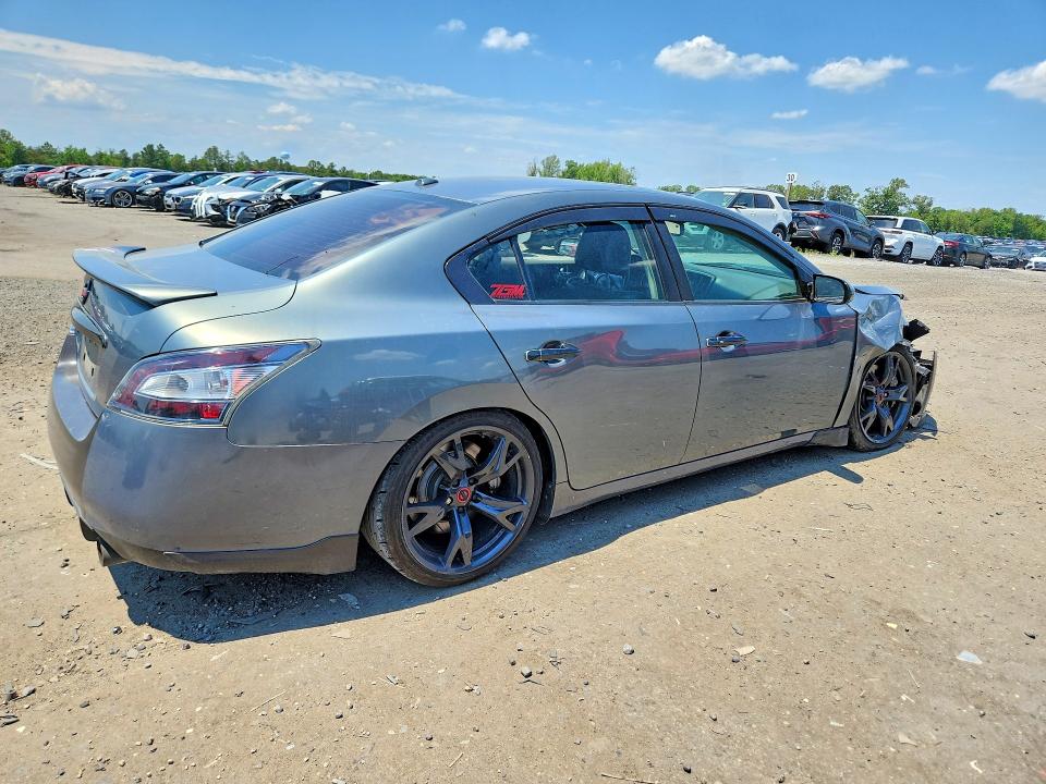 57186126 :رقم المزاد ، 1N4AA5AP0BC818121 vin ، 2011 Nissan Maxima مزاد بيع