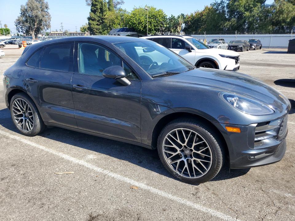 56282276 :رقم المزاد ، WP1AA2A51KLB00714 vin ، 2024 Porsche Macan مزاد بيع