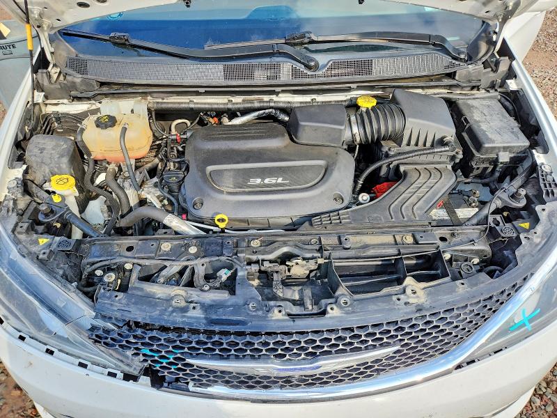 Продаж на аукціоні авто 2017 Chrysler Pacifica, vin: 2C4RC1GG0HR594324, номер лоту: 58822656