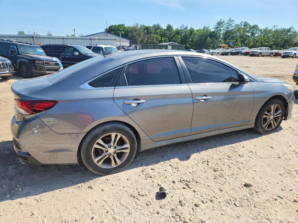 55825096 :رقم المزاد ، 5NPE34AF5JH624825 vin ، 2018 Hyundai Sonata مزاد بيع