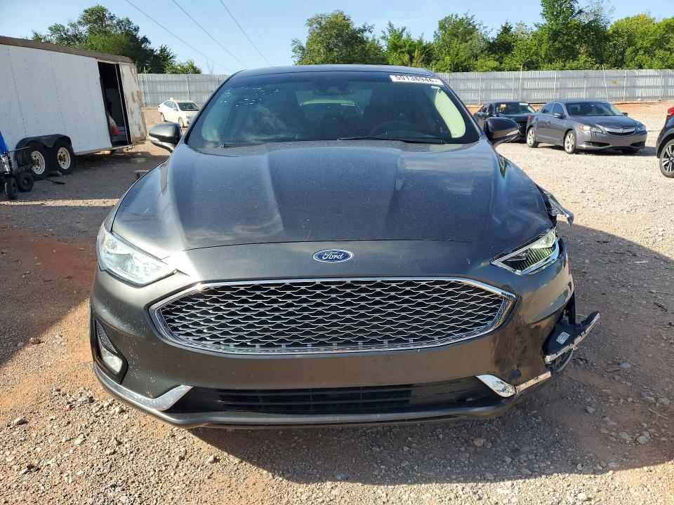 59138946 :رقم المزاد ، 3FA6P0K90KR253250 vin ، 2019 Ford Fusion مزاد بيع