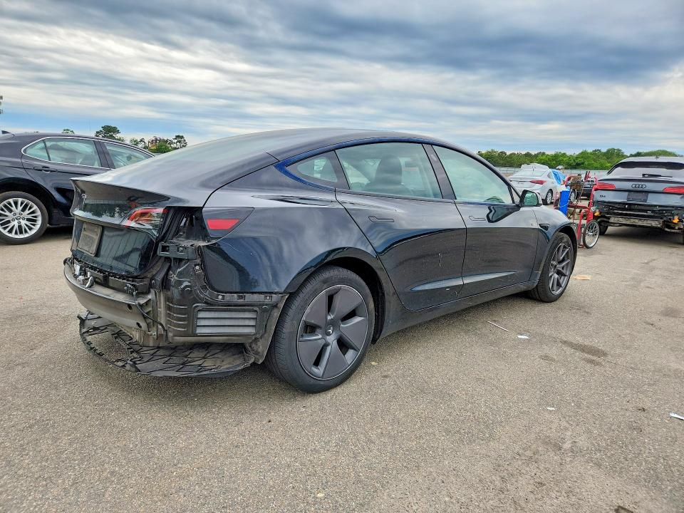 2023 Tesla Model 3 მანქანა იყიდება აუქციონზე, vin: 5YJ3E1EA4PF704400, აუქციონის ნომერი: 58258376