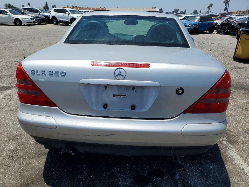 Продажа на аукционе авто 2000 Mercedes-benz Slk, vin: WDBKK47FXYF155554, номер лота: 56358226