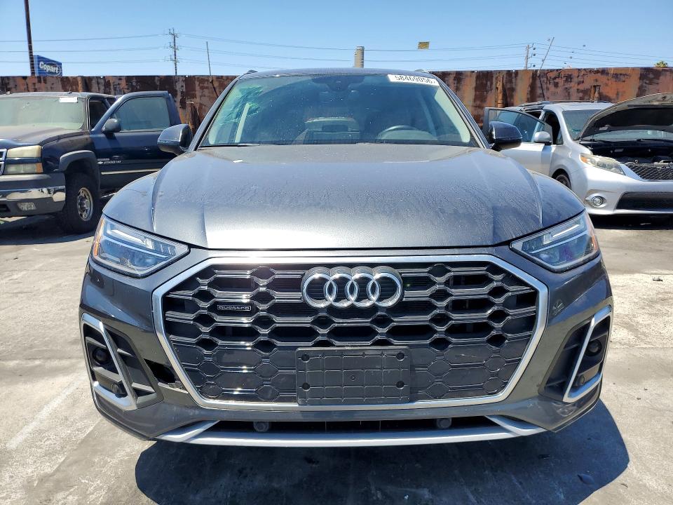 58469056 :رقم المزاد ، WA1G2AFY0M2047707 vin ، 2021 Audi Q5 E مزاد بيع