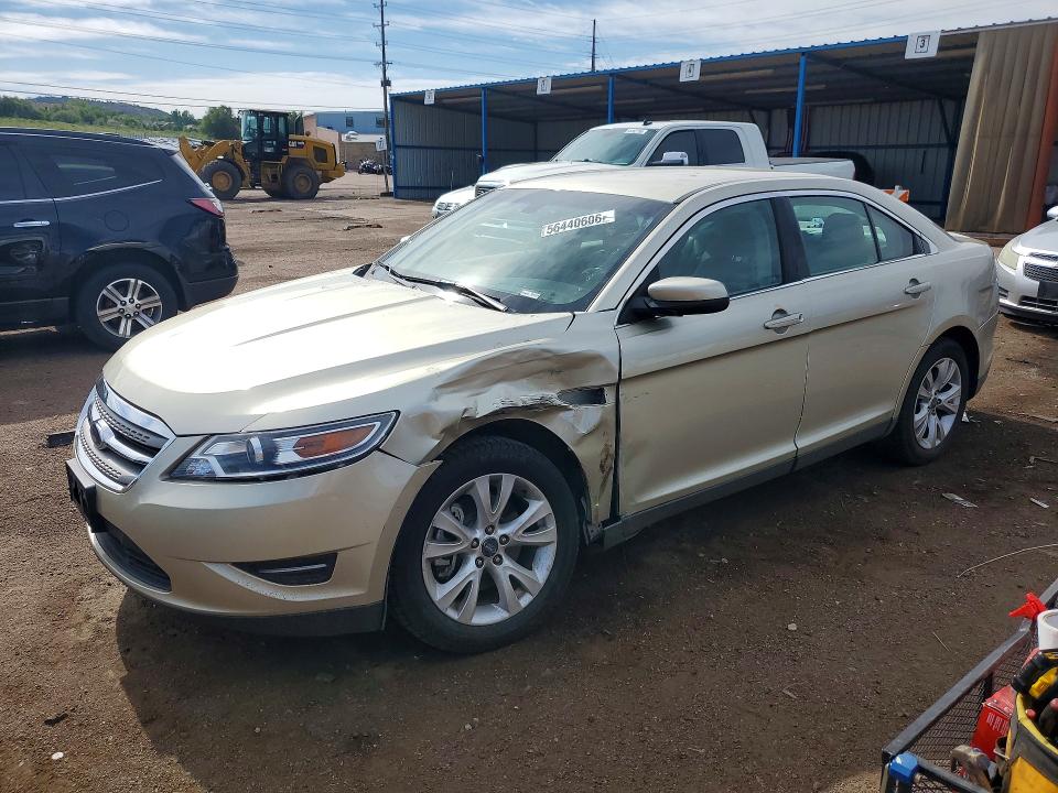 56440606 :رقم المزاد ، 1FAHP2HW0AG137232 vin ، 2010 Ford Taurus مزاد بيع