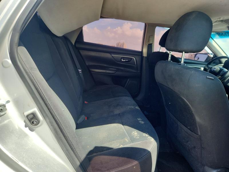 58621336 :رقم المزاد ، 1N4AL3AP2FN882847 vin ، 2015 Nissan Altima مزاد بيع