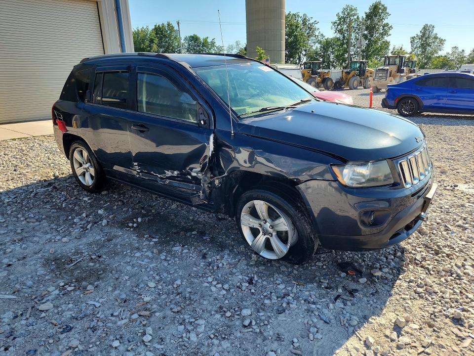 2015 Jeep Compass მანქანა იყიდება აუქციონზე, vin: 1C4NJDBB5FD292822, აუქციონის ნომერი: 58515566