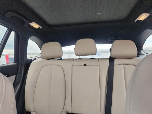 57016986 :رقم المزاد ، WBXHU7C30J3H43138 vin ، 2018 Bmw X1 مزاد بيع