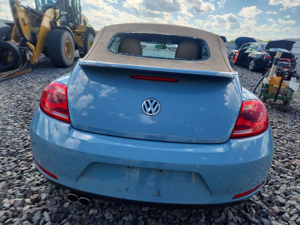 2014 Volkswagen Beetle მანქანა იყიდება აუქციონზე, vin: 3VW5X7AT1EM805672, აუქციონის ნომერი: 56473056
