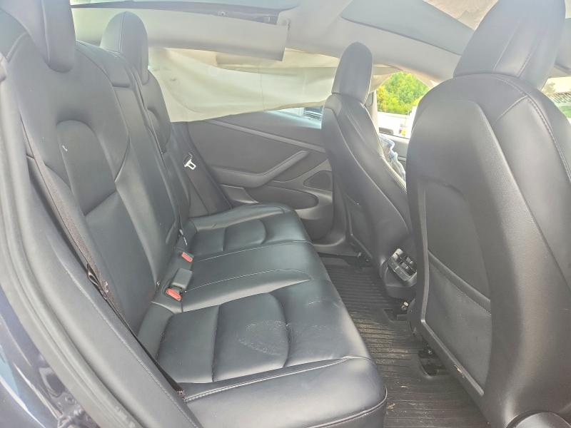 58395906 :رقم المزاد ، 5YJ3E1EA0MF906131 vin ، 2021 Tesla Model 3 مزاد بيع