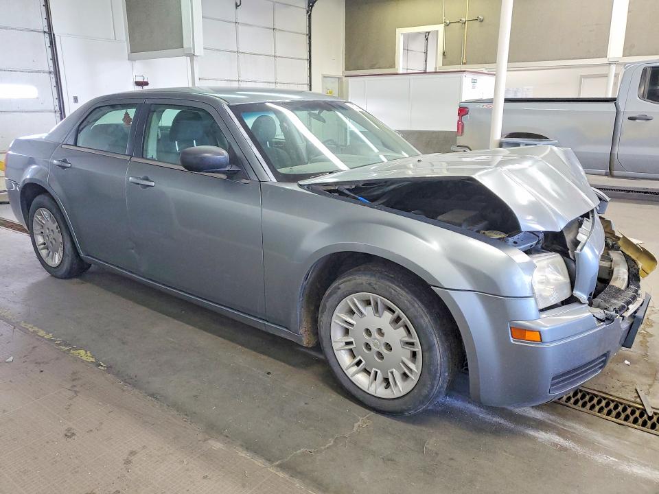Продажа на аукционе авто 2007 Chrysler 300, vin: 2C3KA43R67H697501, номер лота: 56275486