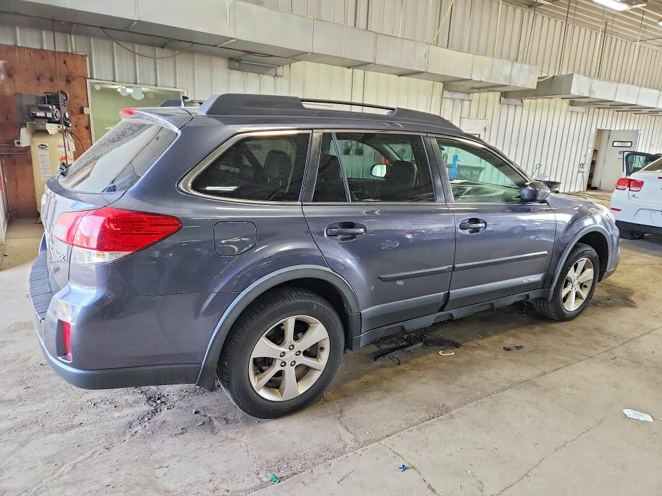 55642916 :رقم المزاد ، 4S4BRCLC6E3307907 vin ، 2014 Subaru Outback مزاد بيع