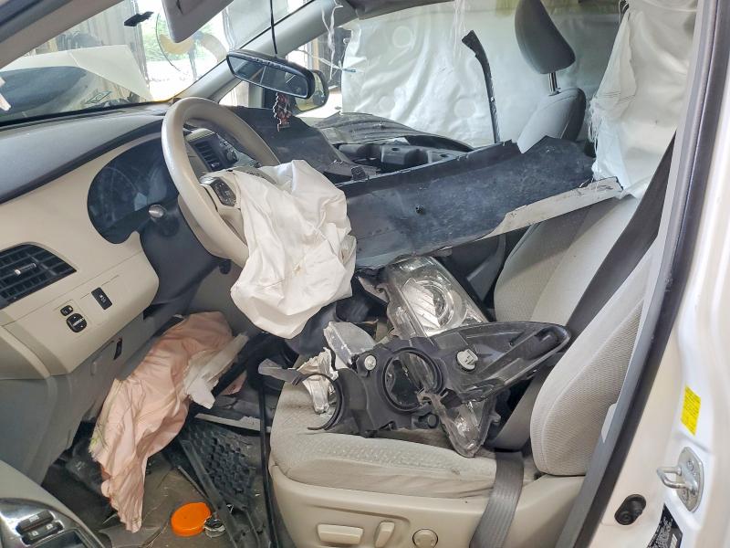 Aukcja sprzedaży 2011 Toyota Sienna, vin: 5TDKK3DC4BS012323, numer aukcji: 55148536