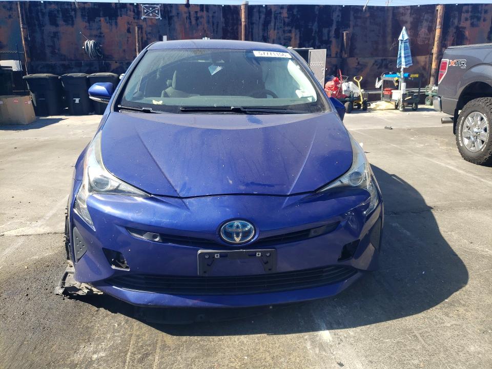 57771156 :رقم المزاد ، JTDKBRFU2J3598111 vin ، 2018 Toyota Prius مزاد بيع