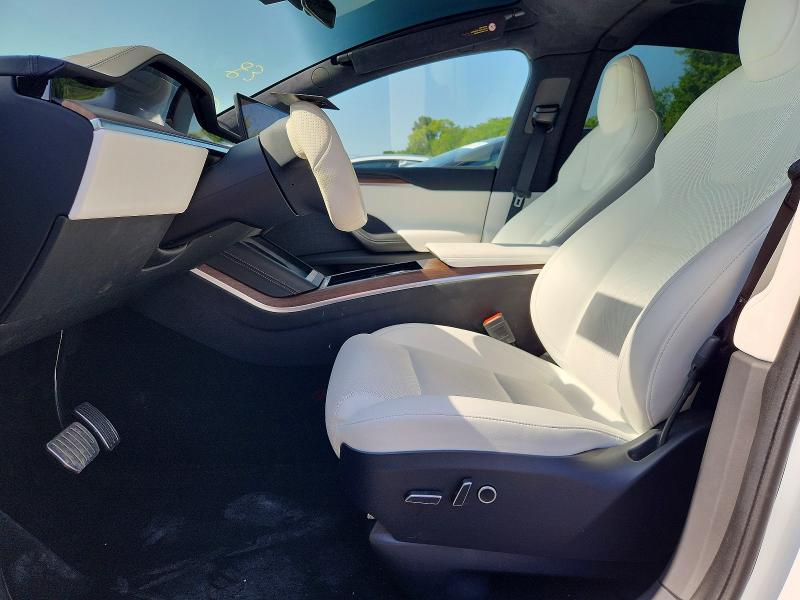 Продажа на аукционе авто 2023 Tesla Model X, vin: 7SAXCDE52PF375985, номер лота: 73340955