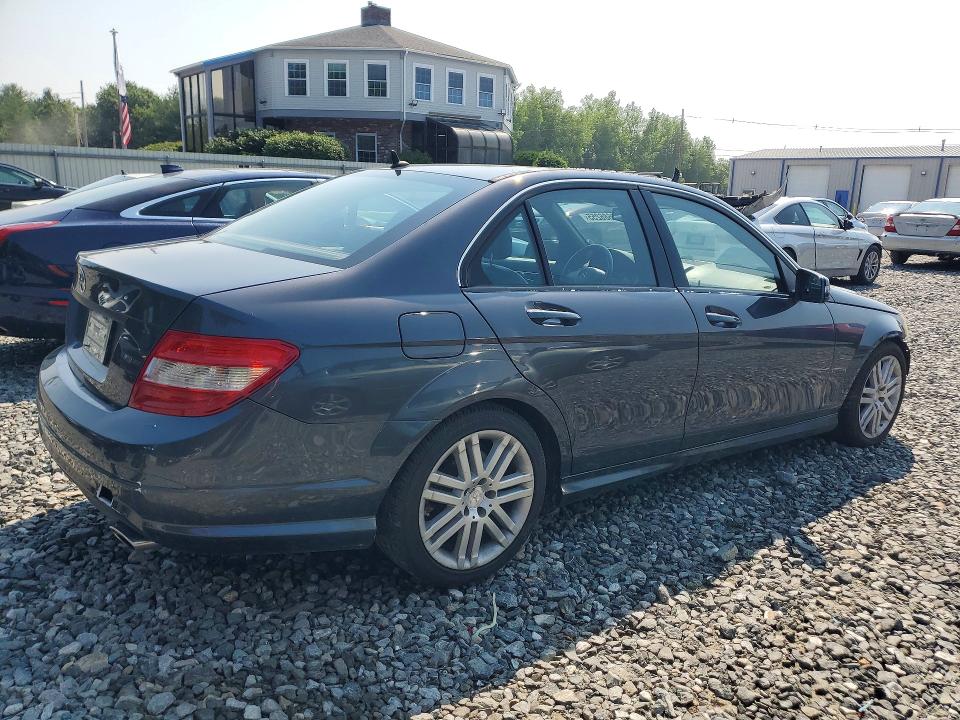 Продажа на аукционе авто 2011 Mercedes-benz C, vin: WDDGF8BB3BR133995, номер лота: 97686255
