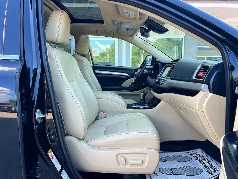 Продаж на аукціоні авто 2018 Toyota Highlander, vin: 5TDJZRFH6JS558378, номер лоту: 58086606