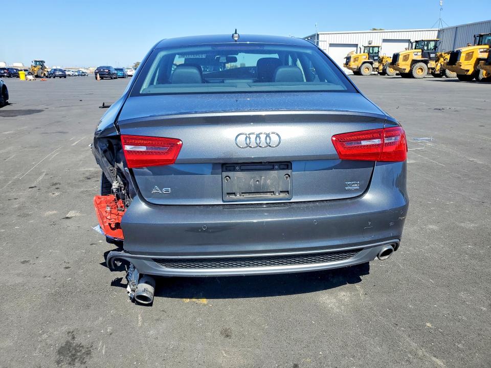 2014 Audi A6 მანქანა იყიდება აუქციონზე, vin: WAUHMAFCXEN115386, აუქციონის ნომერი: 55451176