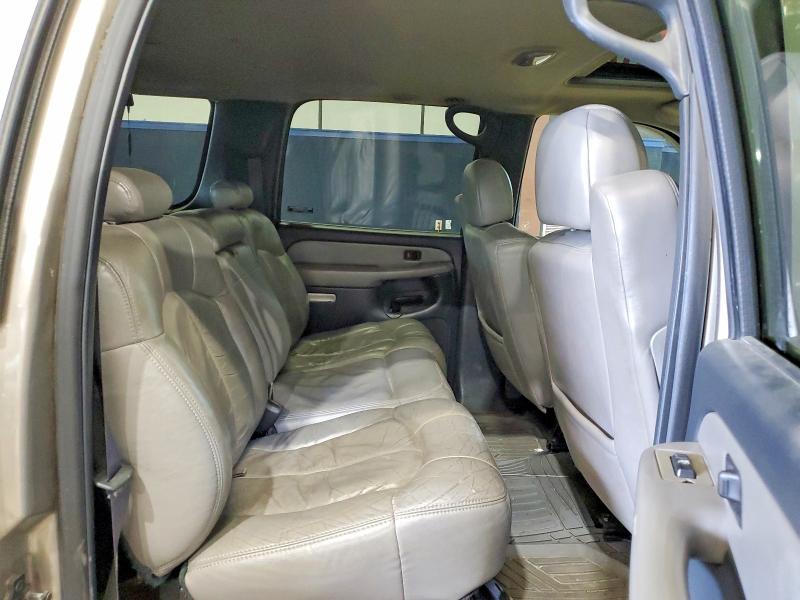 57825826 :رقم المزاد ، 1GNFK16T81J240816 vin ، 2001 Chevrolet Suburban مزاد بيع