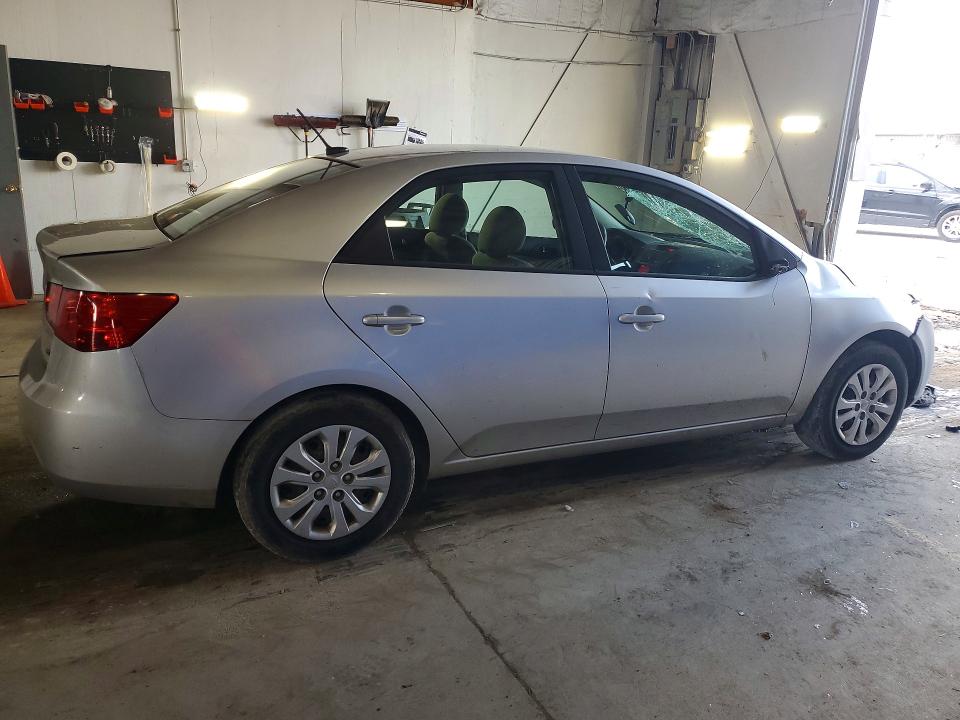 2011 Kia Forte მანქანა იყიდება აუქციონზე, vin: KNAFU4A20B5885972, აუქციონის ნომერი: 56902716
