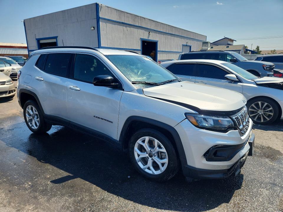 2025 Jeep Compass მანქანა იყიდება აუქციონზე, vin: 3C4NJDBN7ST620398, აუქციონის ნომერი: 57933036