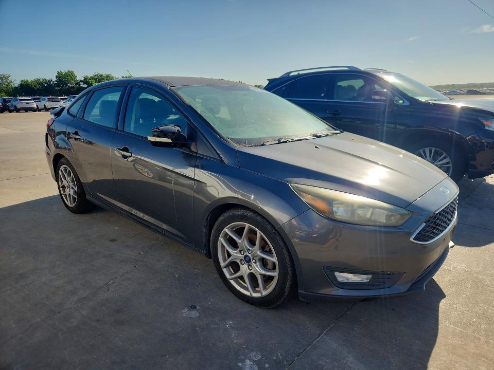 57727886 :رقم المزاد ، 1FADP3F20FL227922 vin ، 2015 Ford Focus مزاد بيع