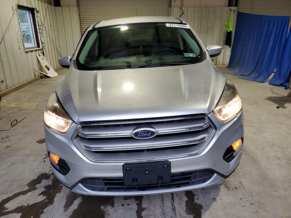 2019 Ford Escape მანქანა იყიდება აუქციონზე, vin: 1FMCU9GD6KUA95881, აუქციონის ნომერი: 57712686